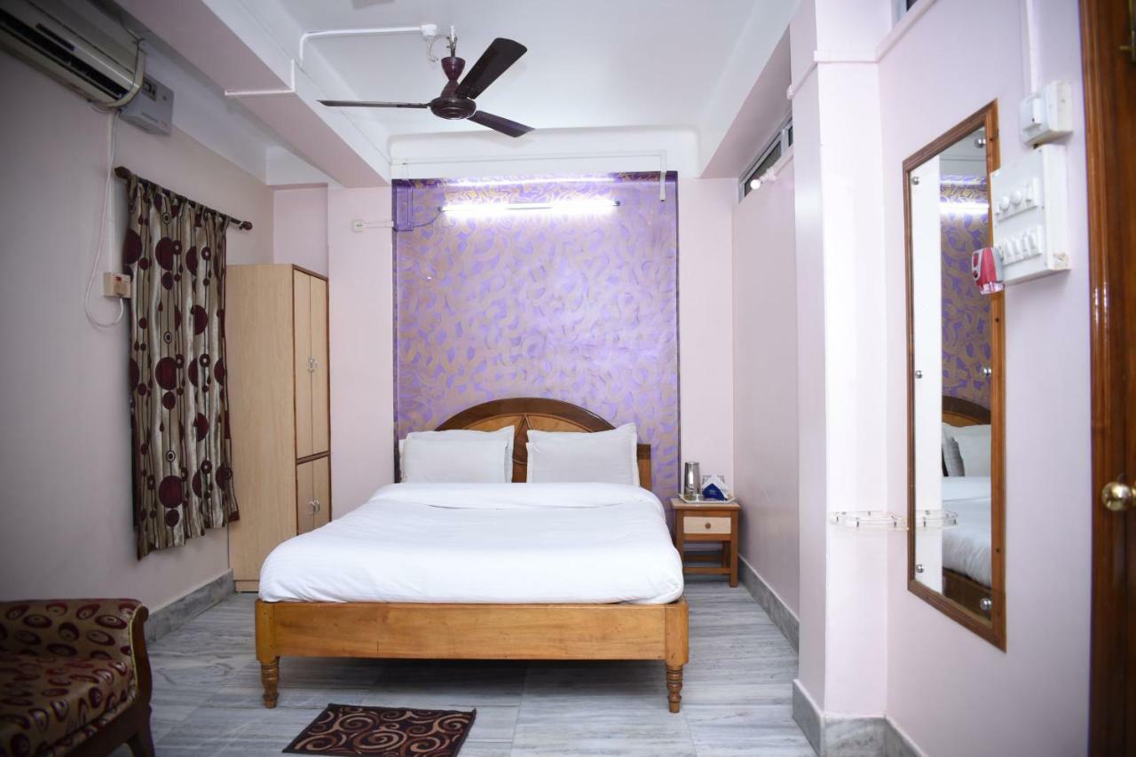 Spot On 37646 Hotel Centre Palace Silchar Bagian luar foto