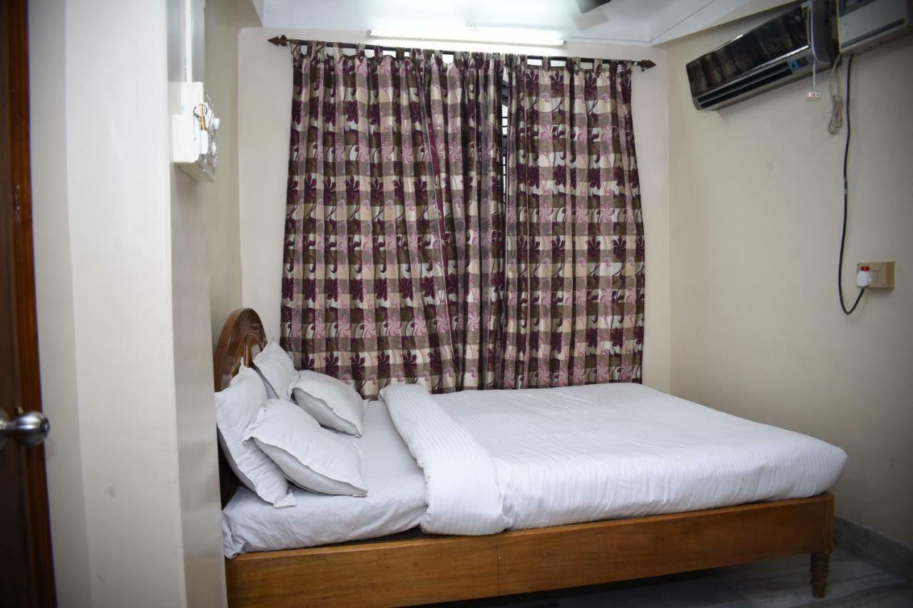Spot On 37646 Hotel Centre Palace Silchar Bagian luar foto