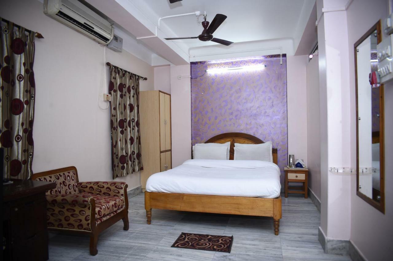 Spot On 37646 Hotel Centre Palace Silchar Bagian luar foto